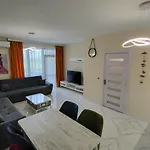דירה El-em Apartments-в-301 בלצ'יק