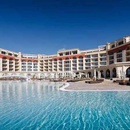 El-em Apartments-в-301