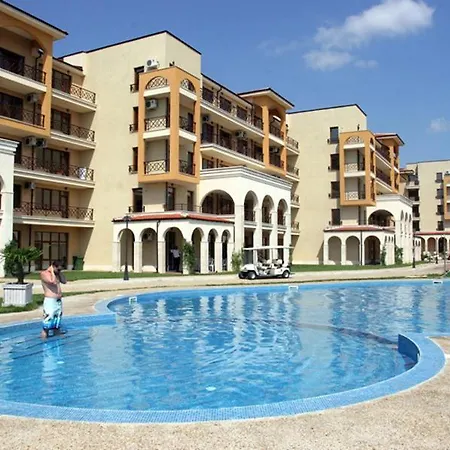 El-em Apartments-в-301