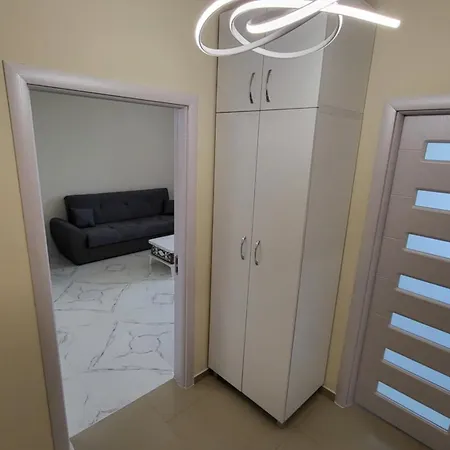Apartamento El-em Apartments-в-301